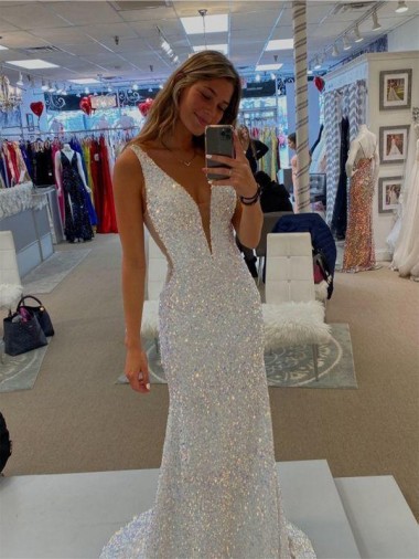 Sheath V-Neck Velvet Sequin Sweep Train  Sleeveless Prom Dress Canada